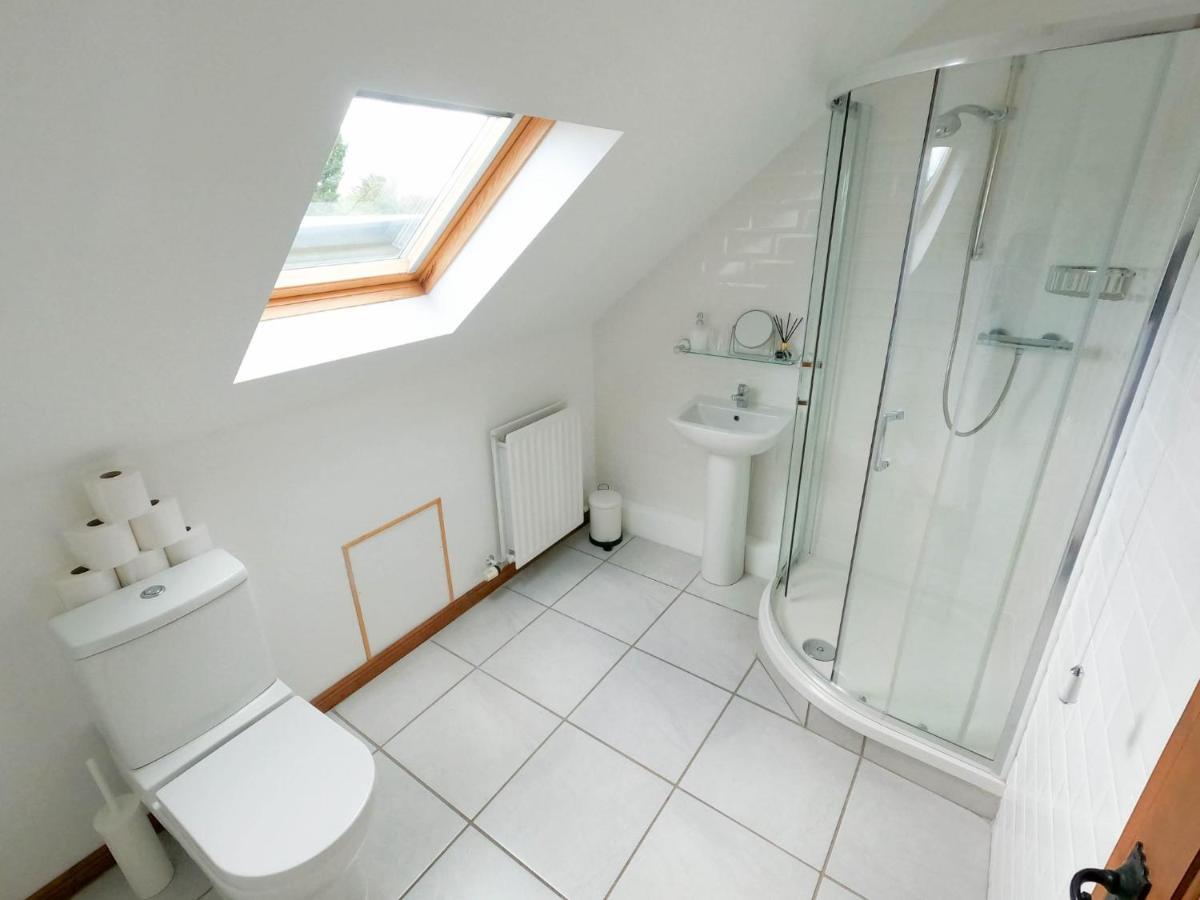 The Heights & Hollows Farmhouse, Saul, Downpatrick, Sleeps 14 Exterior photo